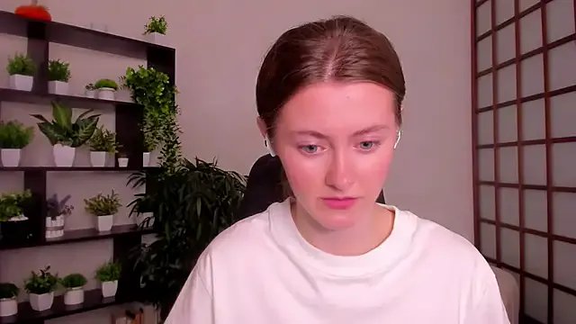 Private KateCuddle on StripChat