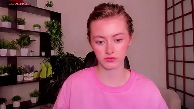 Private KateCuddle on StripChat