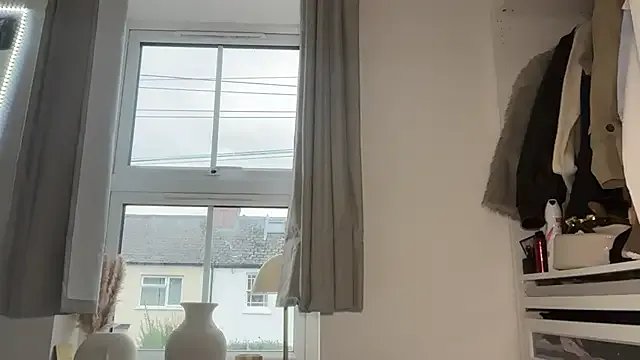 Freechat KayleeBella on StripChat