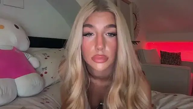 Freechat KENNIEXROSE on StripChat