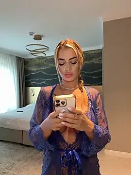 Freechat KirstieVegas on StripChat