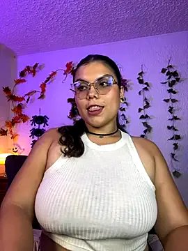 Freechat kittylu__ on StripChat