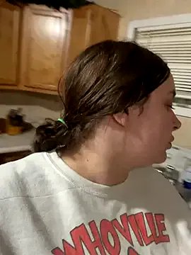 Freechat lairarose on StripChat