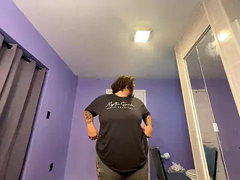 Freechat lairarose on StripChat