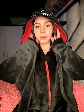 Freechat Laura-Khalifa on StripChat