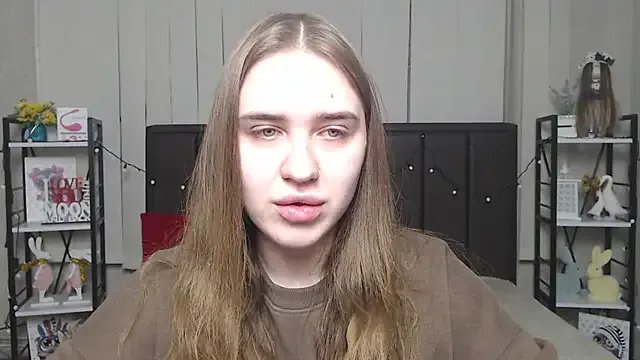 Freechat LauraHlot on StripChat