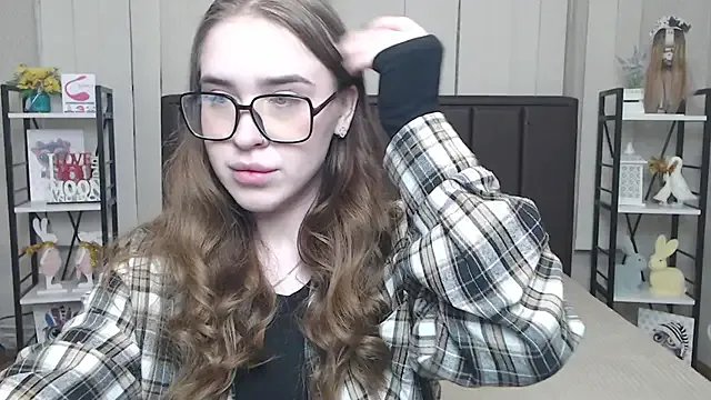 Freechat LauraHlot on StripChat