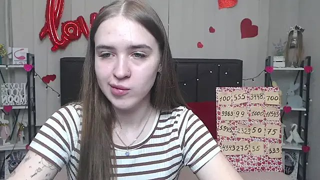 Freechat LauraHlot on StripChat