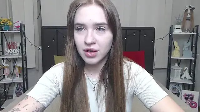 Freechat LauraHlot on StripChat