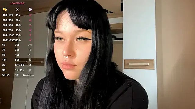 Freechat LaurenOveson on StripChat