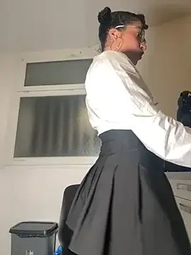 Freechat Lauyako_974 on StripChat