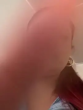 Freechat lia_moon77 on StripChat