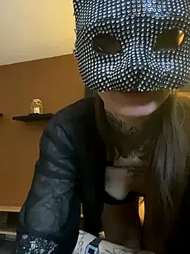 Private liloucamchaudee on StripChat