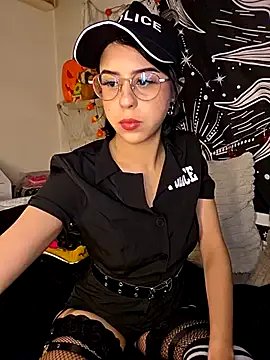 Freechat LisandreLaVenale on StripChat