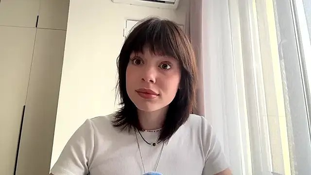 Freechat LollySimes on StripChat