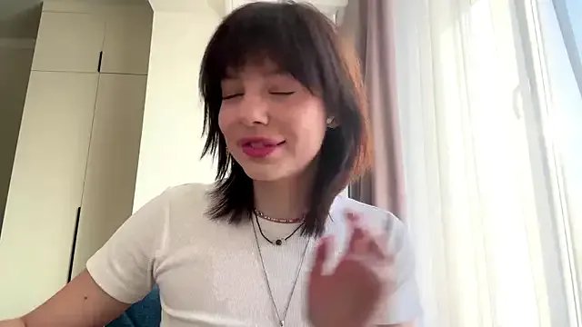 Freechat LollySimes on StripChat