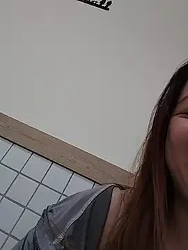 Freechat Lovelyanan on StripChat