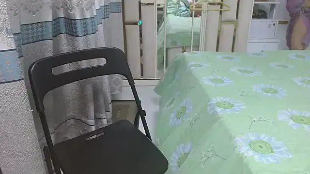 Freechat Lovelywife786 on StripChat