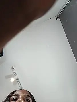 Freechat MAREIA_25 on StripChat