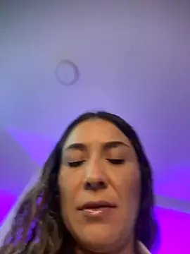 Freechat Mariana_gom on StripChat