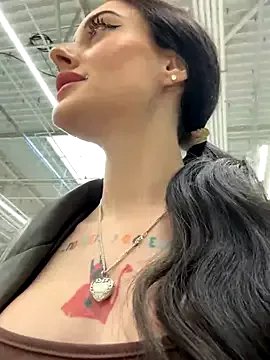 Freechat Melissa_crazy on StripChat