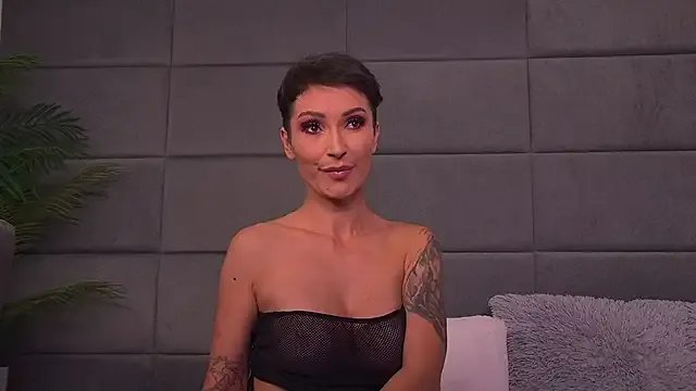 Freechat Mellisandre on StripChat