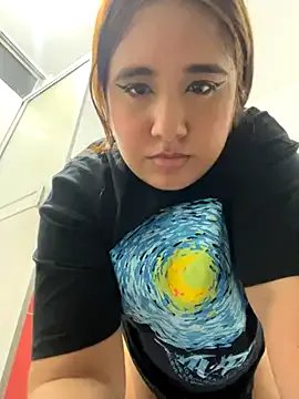 Freechat melyescobar on StripChat