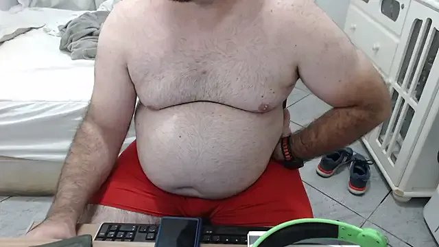 Freechat MysterBearMG on StripChat