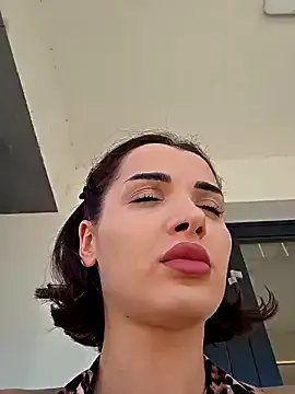 Freechat NaughtyChloe on StripChat