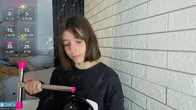 Freechat nena_cupcake_ on StripChat