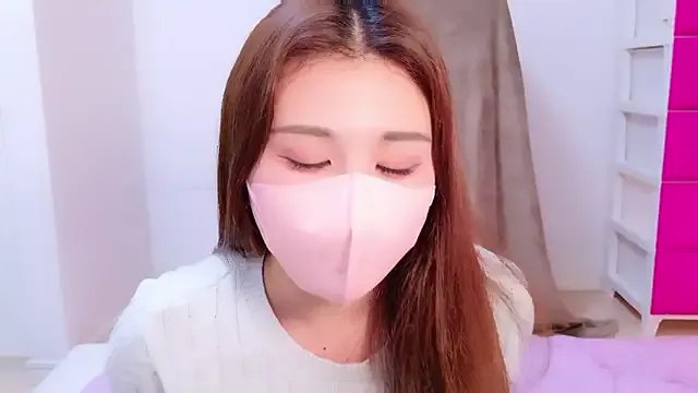 Group noa_chi on StripChat