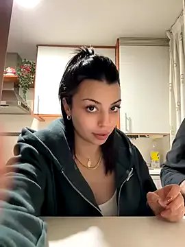 Freechat Noeliagglow on StripChat