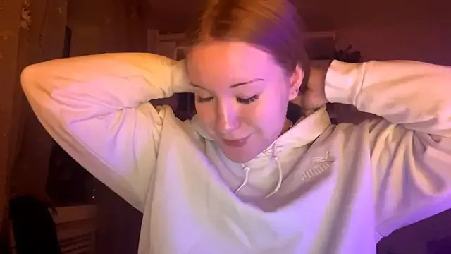 Freechat PandaFluff on StripChat