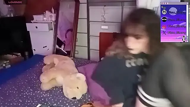 Freechat piou-sissy on StripChat