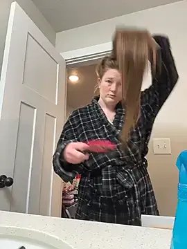 Freechat PussiesnCream_ on StripChat