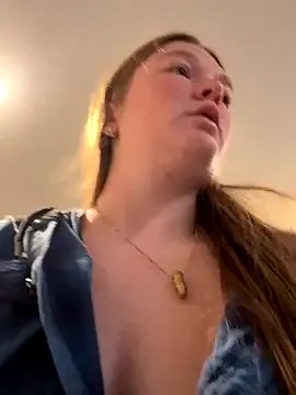 Freechat PussiesnCream_ on StripChat