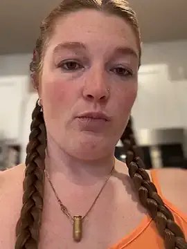 Freechat PussiesnCream_ on StripChat