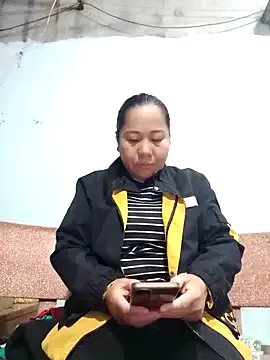 Freechat Queen-18200 on StripChat