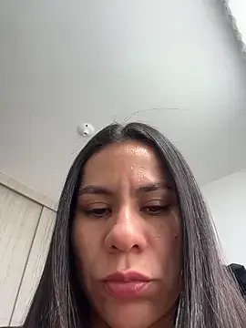 Freechat ReggieG on StripChat