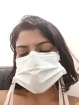 Freechat sassyy_poonam on StripChat