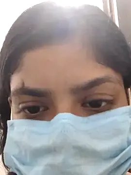 Freechat sassyy_poonam on StripChat