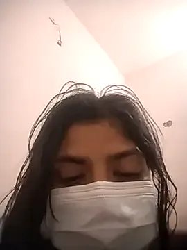 Freechat sassyy_poonam on StripChat