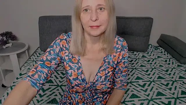 Freechat Saule_V on StripChat