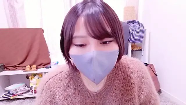 Freechat senachinnn on StripChat