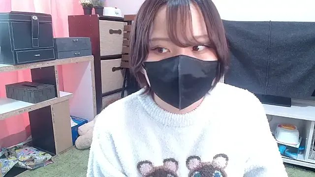 Freechat senachinnn on StripChat