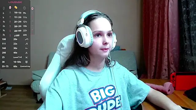 Freechat SharybbFace on StripChat