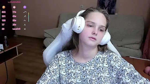 Freechat SharybbFace on StripChat