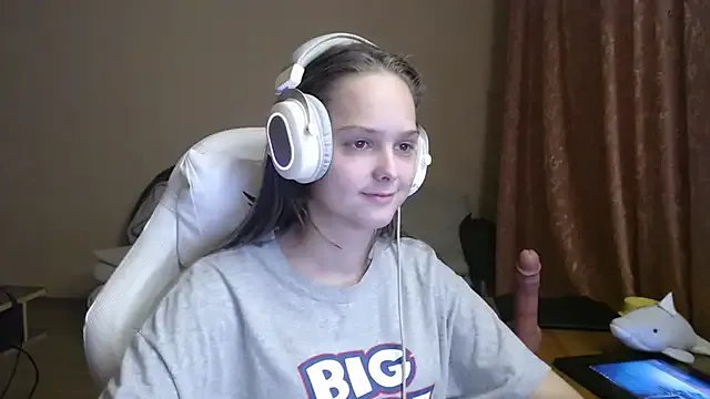 Freechat SharybbFace on StripChat