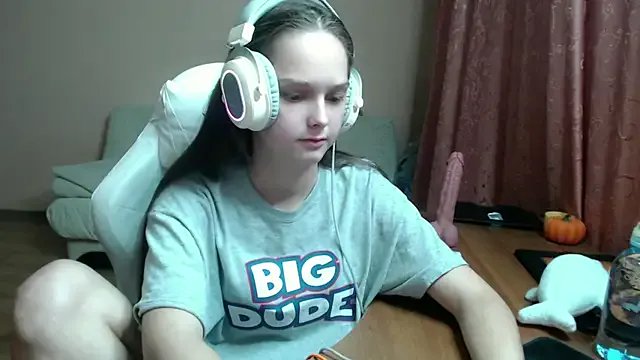 Freechat SharybbFace on StripChat