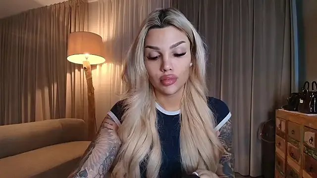 Freechat shayblonde on StripChat